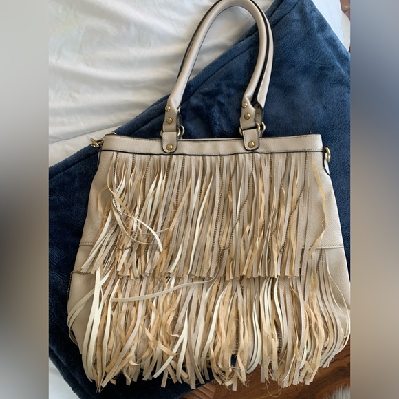 SUMMER Tassled Cream Bag NWOT - Picture 6 of 14